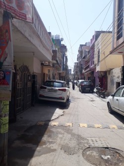 सेक्टर 7 गुडगाँव मे बिक्री के लिए घर