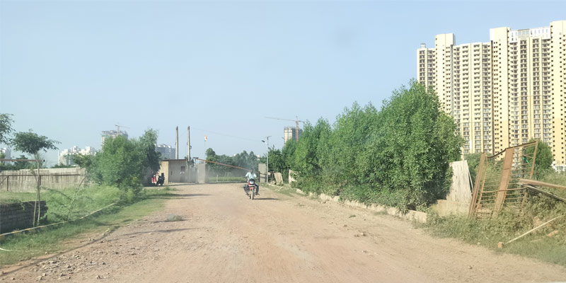Proximity to High-Rise Societies Proximity to High-Rise Societies