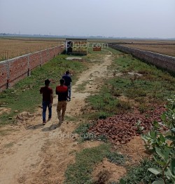 मेडिकल रोड गोरखपुर मे प्लाट / जमीन