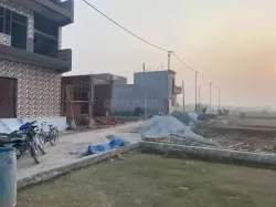 ग्रेटर नॉएडा नोएडा  मे प्लाट / जमीन