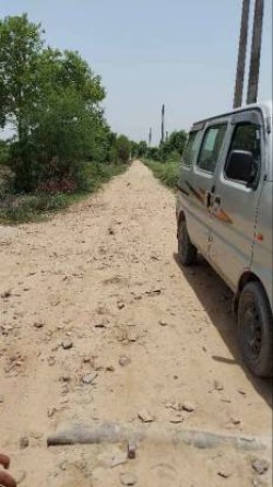 जेवर एयरपोर्ट नोएडा  मे प्लाट / जमीन
