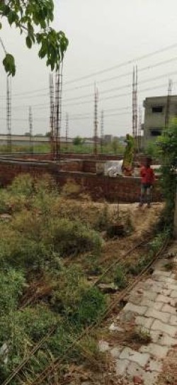जेवर एयरपोर्ट नोएडा  मे प्लाट / जमीन
