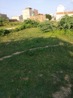Plot/ Land in Jhalwa Allahabad