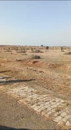 Plot/ Land in Manda Allahabad