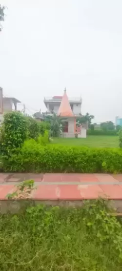 Plot/ Land in Dhanauli Agra