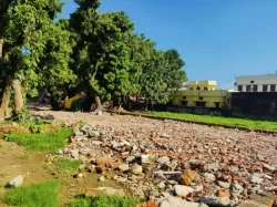 रेस कोर्स, देहरादून मे प्लाट / जमीन