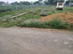 Plot for sale in Gorakhpur Khajani Road near Parag dairy