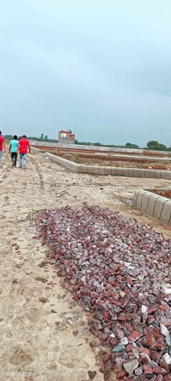 Plot/ Land in Sultanpur Road Lucknow