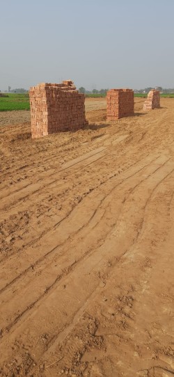 Plot/ Land in Maniram Gorakhpur