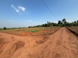 Plot/ Land in Prahlad Nagar Ahmedabad