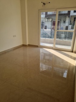 Pyramid pride Flat for rent in Sector 76