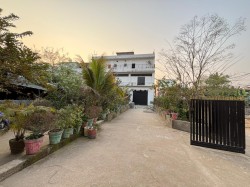 Commercial property for rent in Samantarapur